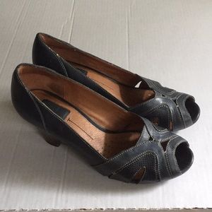 Clarks Wedge Peep Tie Shoes